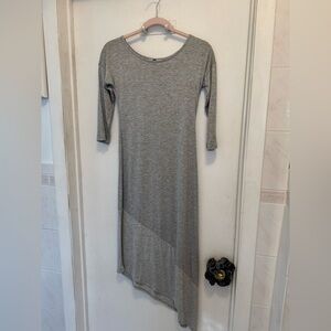 SAVVI Women's Dress, grey easy wear,  pull over. Great for travel XS NWT